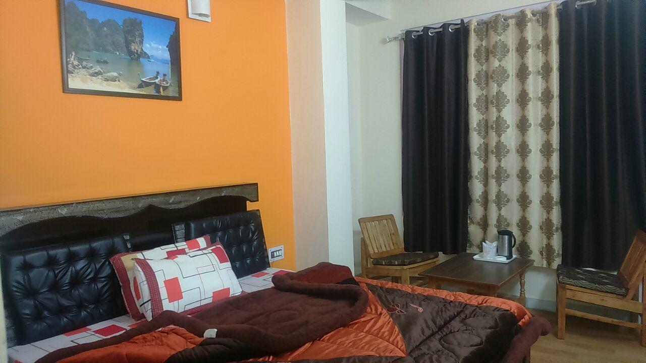 Hotel Mansarovar Banjar Екстер'єр фото